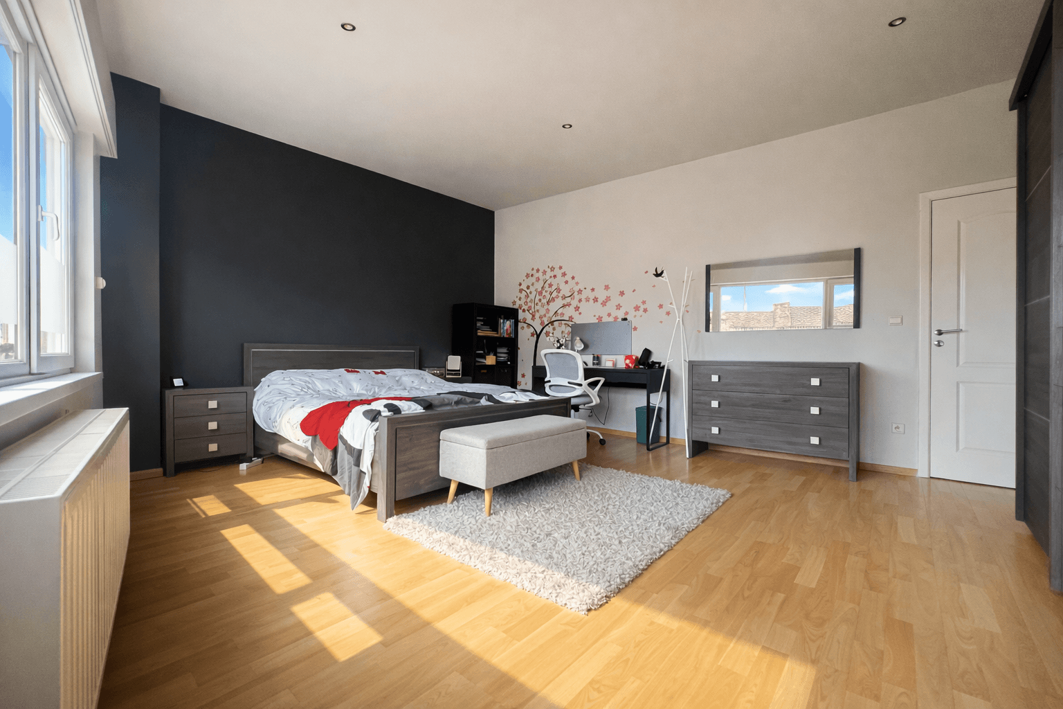 Ruime slaapkamer